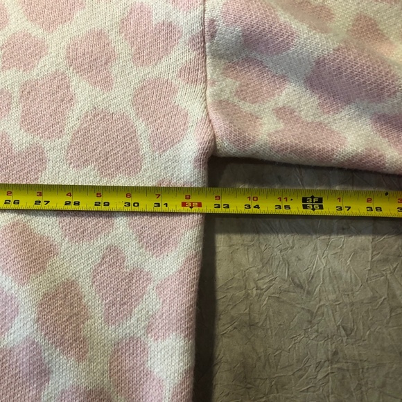Hot Topic Barbiecore Pink Cow Print Button Down Sweater Cardigan size 3 Pink - Picture 4 of 10